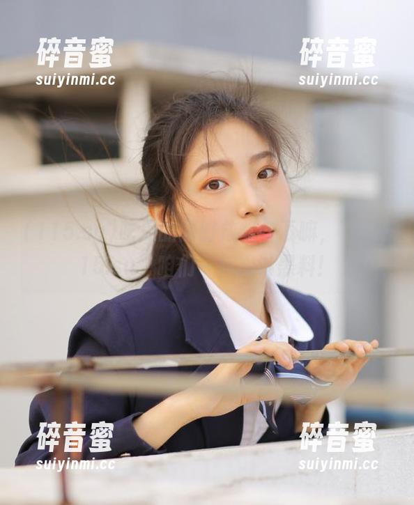 吃瓜的同时放松一下嘛，下载115.su，咱们一起探讨黑料！
