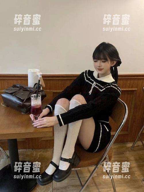 正在打瞌睡的我被155.fun.com视频惊得差点摔下椅子！