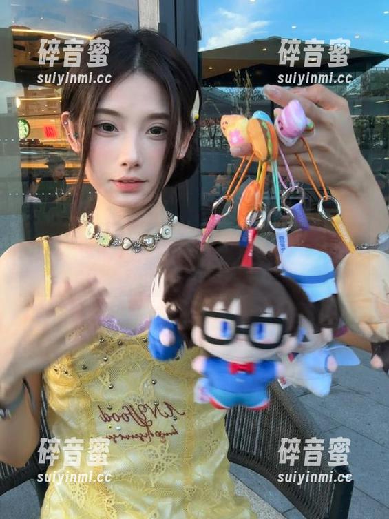 为啥看155hl的视频，总有一种想捧脸的冲动？难道大家不觉得…
