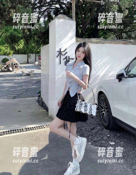 17吃瓜官网最新线路：随便一划，瓜都能从天而降！