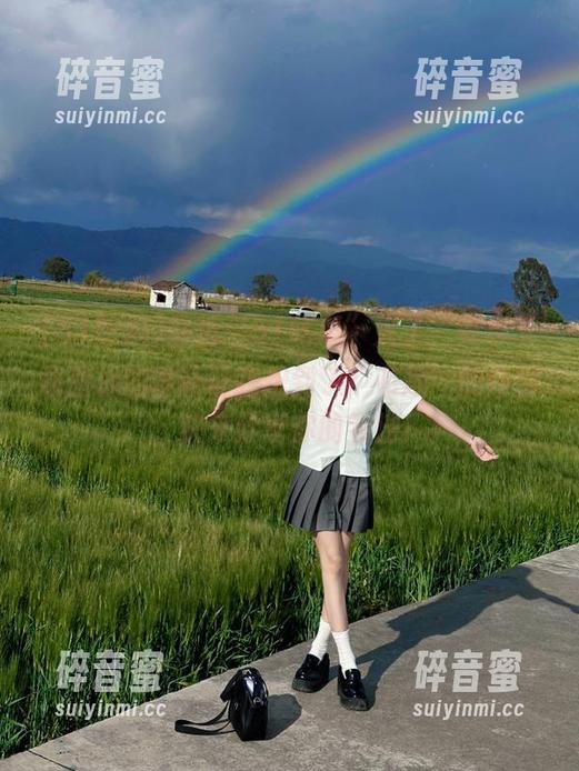 最近“51吃瓜”火了，安卓下载图标的设计让我想到了“有趣”的两面，快来分享你的看法！