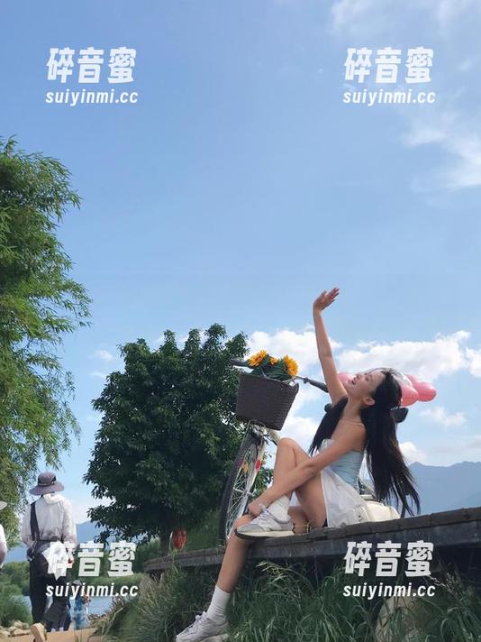5i吃瓜网 登录了5i吃瓜网,在线的瓜千篇一律。这年头瓜真难找啊!