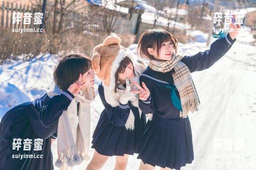 在91今日吃瓜登录后，看瓜的姿势好像有点科学…