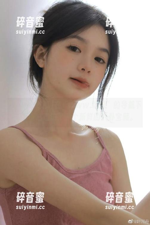 在“www.吃瓜”的导航下，不小心造访了一个新鲜的八卦宝藏。