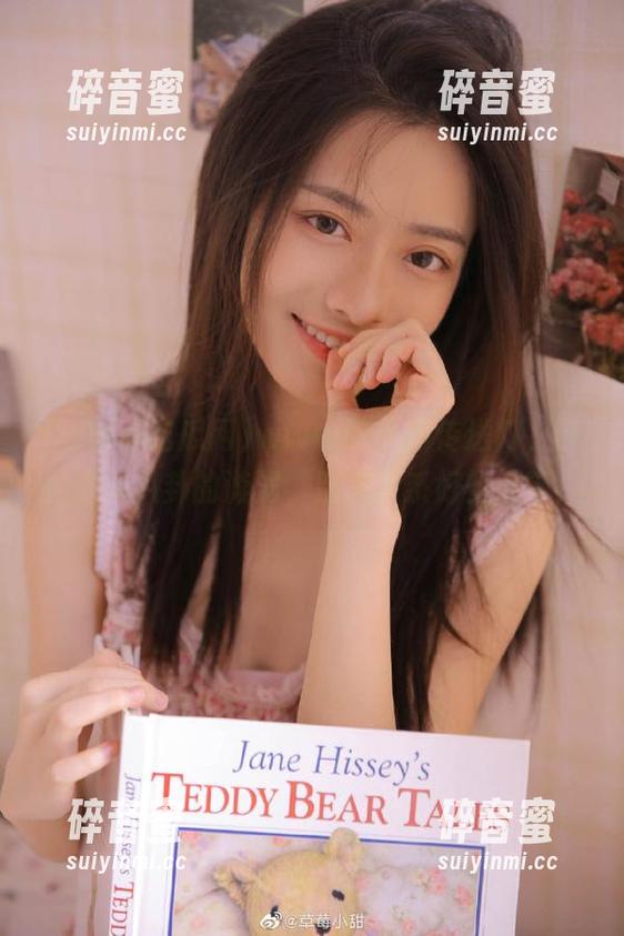 www吃瓜网传送门，带你进入八卦的漩涡，别忘了系好安全带！