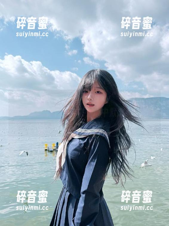 坐在“xgua99.tv”官网，看那八卦瓜一个个飞出来，心中默念：这次又要迷失了！