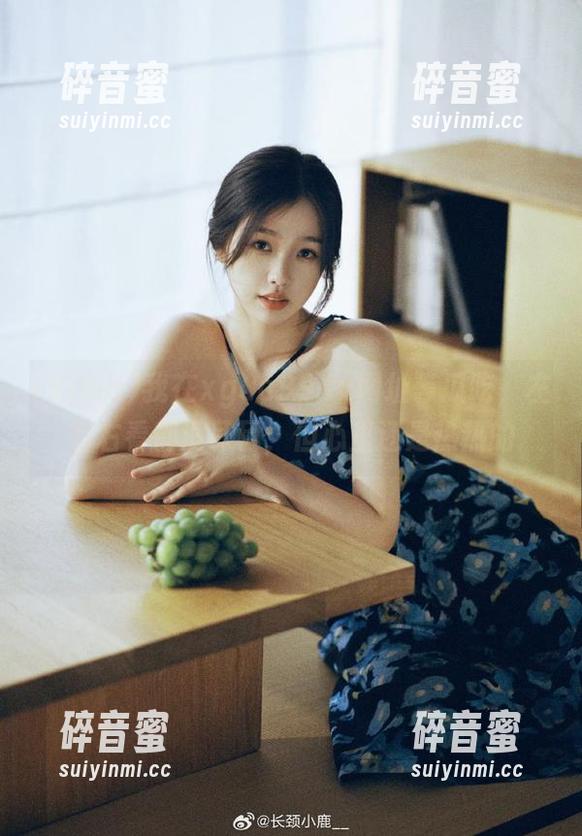 我在xgua99.tv网址等瓜吃，左看右看都没耳目，但心里还是热热的