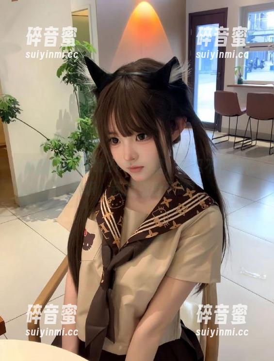 zztt 在zztt21app里,吃瓜不仅能长知识,还能涨肚子咯!
