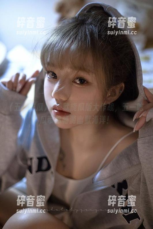 登录就能瓜版大作战，五一吃瓜带你畅游幽默海洋！