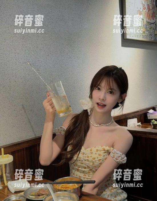 手指停不下来，五一吃瓜的视频黑料，分分钟让人想说“摔”。
