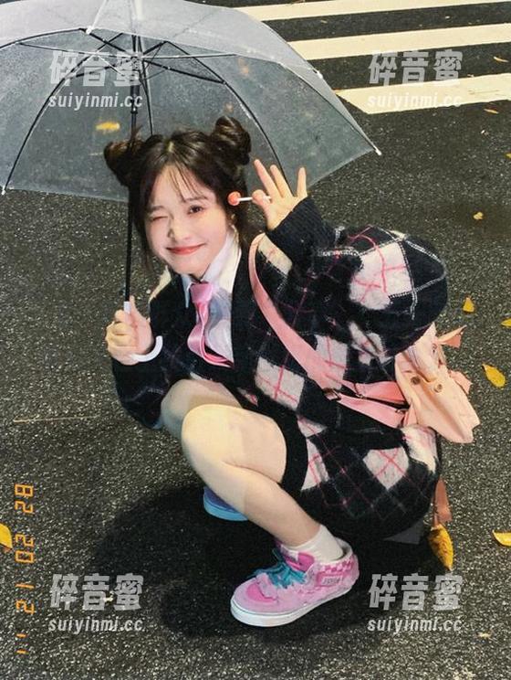 五一吃瓜群众 说到“分享”,五一吃瓜群众又在上线引发新世纪的疯狂讨论了。