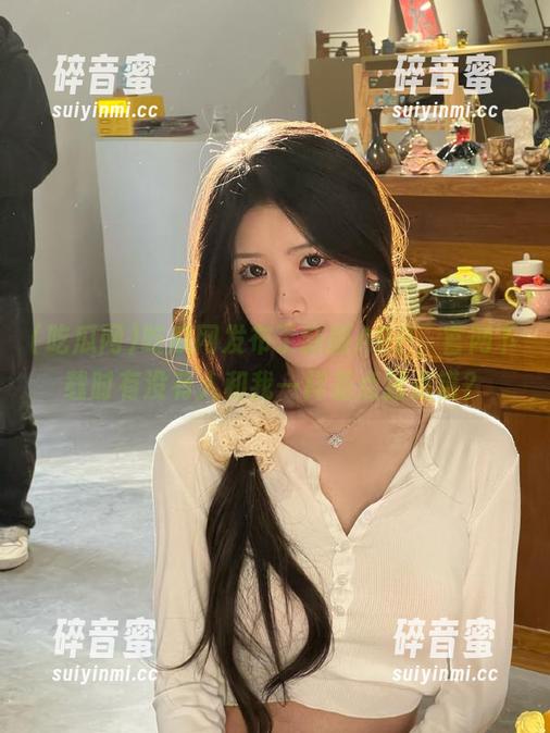 吃瓜网发布了新版APP，官网下载时有没有人和我一样差点猛点错？