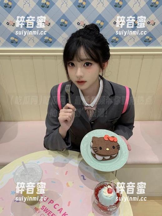 吃瓜网：最新视频带你飘向热点的‘右侧’浪潮！
