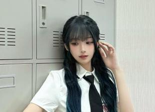 吃瓜网鲜活动态，追踪永不迷路的网红明星瞬间引爆全网！