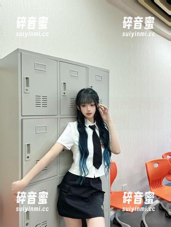 吃瓜网鲜活动态，追踪永不迷路的网红明星瞬间引爆全网！