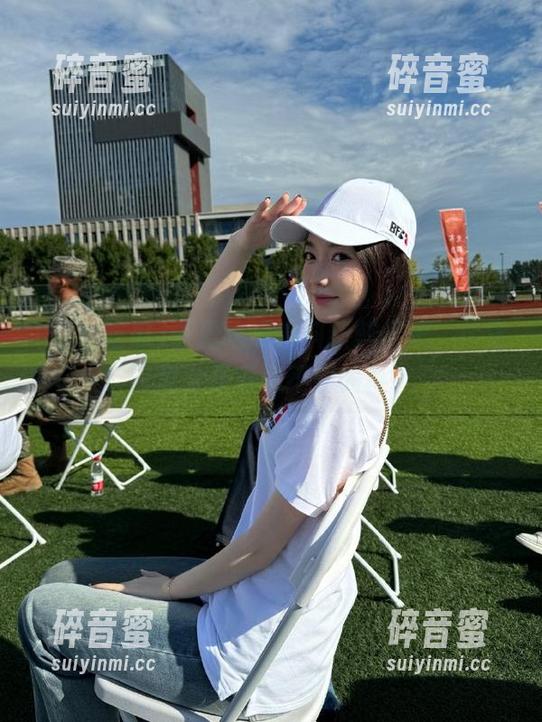 吾爱吃瓜爆料新鲜出炉，传送门里全是意想不到的梗！
