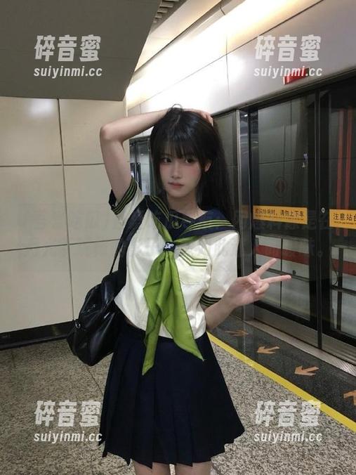 吾爱吃瓜导航：网爆料像是在月光下跳舞的影子，竟如此迷人而暧昧。