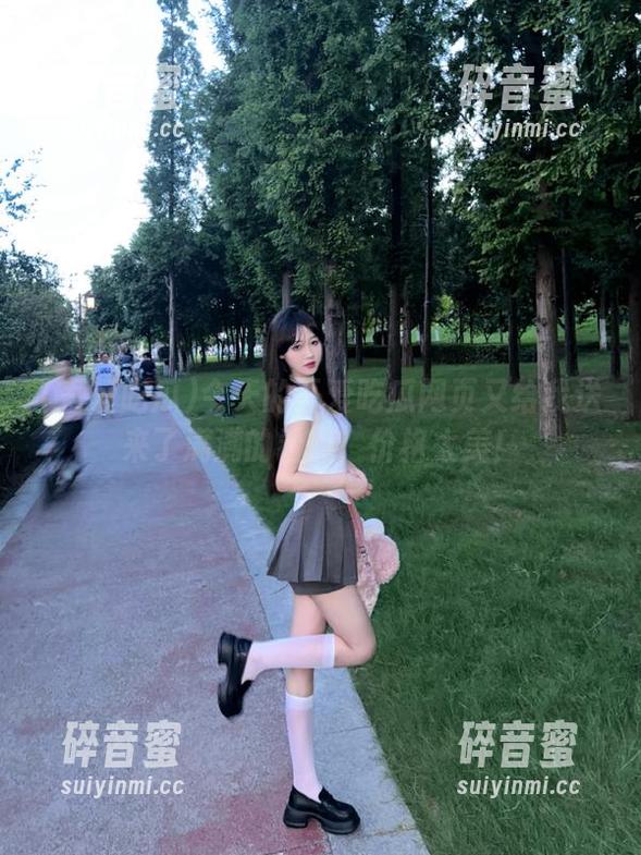 今天的吾爱吃瓜网页又给我送来了满满的看点，价格太美！