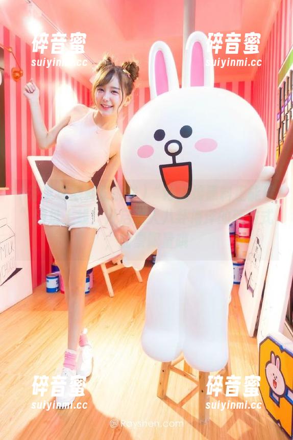 “好莱坞黑料正能量”网址上线！开启潜入八卦海洋的新方式，船票限量哦
