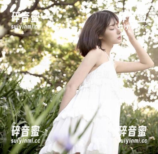 我爱91吃瓜网 传送门轰鸣,带你穿越到“我爱91吃瓜网”的瓜田古道,白天吃瓜,晚上吃饭!