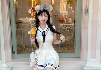 观看我爱吃瓜网52cg，渐渐迷失在爆料的海洋中