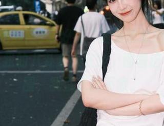 幸好有“我爱吃瓜网52cg”，让我的八卦永久在线，围着这个八卦圈，我就乐此不疲。