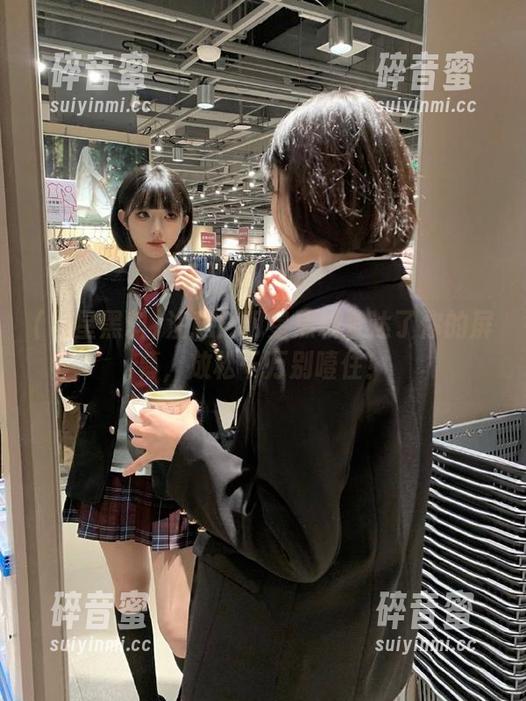 注意！明星黑料直达了你的屏幕，放松千万别噎住！