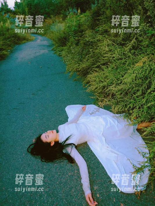 “网爆黑料”：永不迷路，走到哪吃到哪，瓜果满地捡！