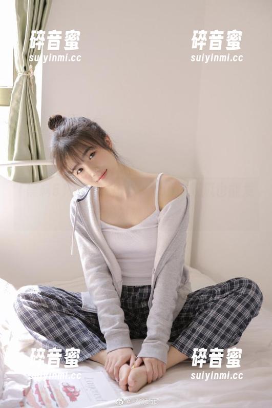 “黑料51”app：看瓜也能发光发热吗？