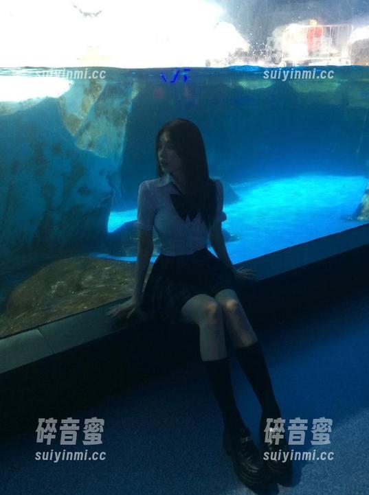 黑料911 黑料911教你如何吃瓜,永不迷路—前方爱恨交织,请小心呦!
