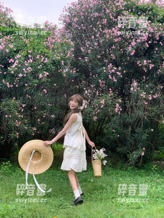 有没有人跟我一样在线趴在黑料吃瓜网前不离开？