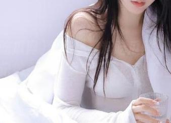 狠推“黑料吃瓜网”官网链接，记得保留，偶尔还能吃到瓜渣呢！
