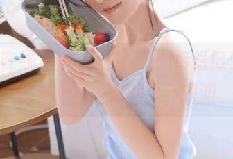 “黑料在线”：传送门，通往根本停不下来的八卦深渊
