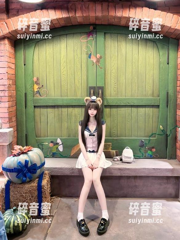 冲进“zztt19.su黑料正能量”入口，脑袋里必将翻滚着令你震惊的信息。