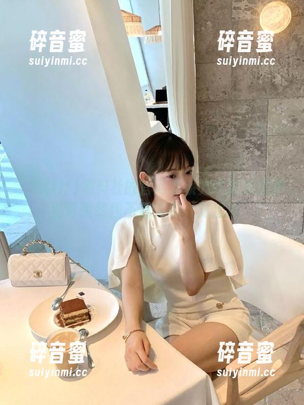 黑料社的官网联系方式新鲜出炉，别再抱怨找不到人来‘对接瓜’！