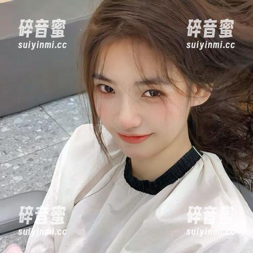 “黑料福利”发布的瓜，感觉就像看了一场戏，后来有点愣住了，呃，我在咋样？